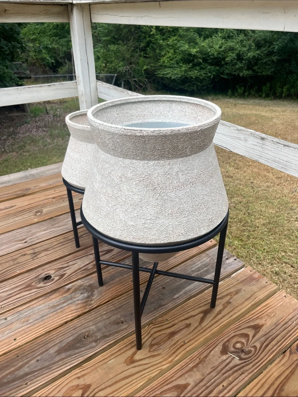 NEW LuxenHome 2pc Beige Cachepot Planter Cauldron Set with Black Stands